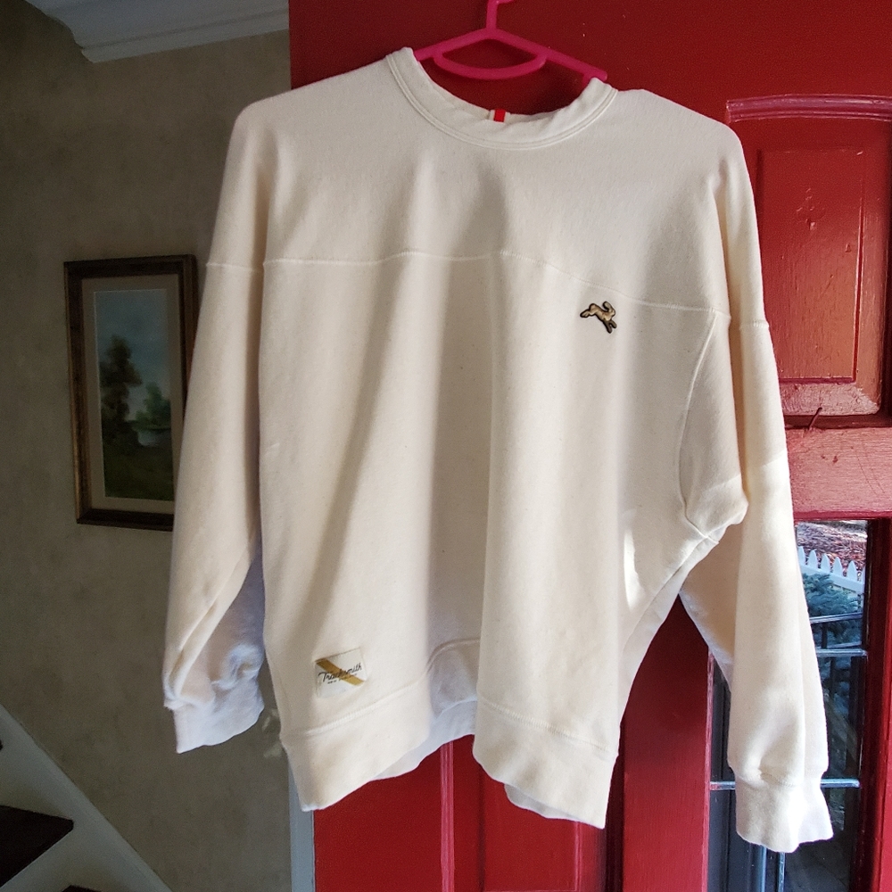 Tracksmith M sweatshirt